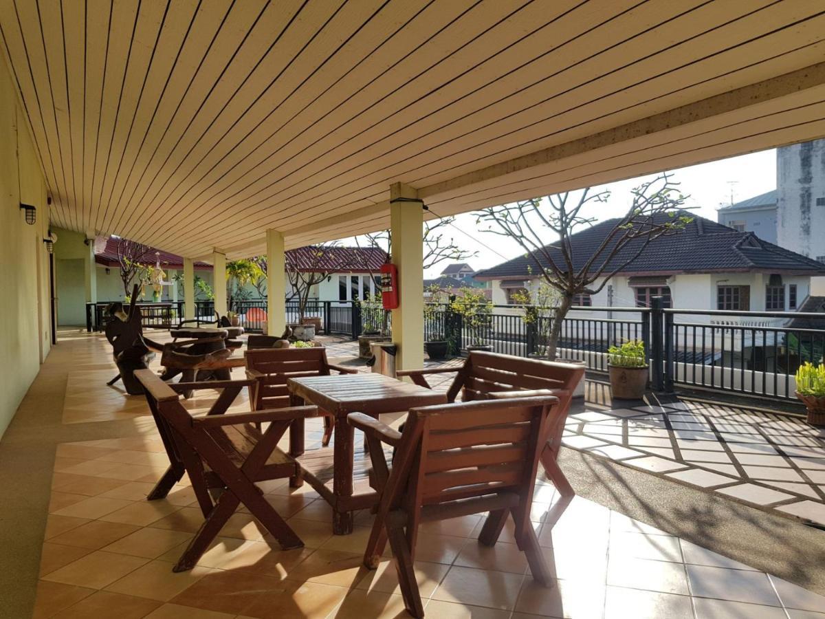Casa Holiday Hotel Sha Phitsanulok Εξωτερικό φωτογραφία
